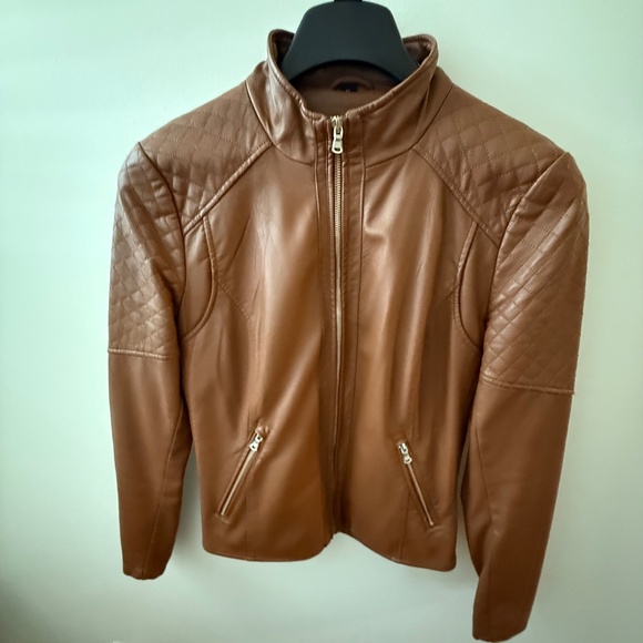 GUESS. FAUX LEATHER MOTO JACKET IN CONAC SIZE M - Picture 1 of 5